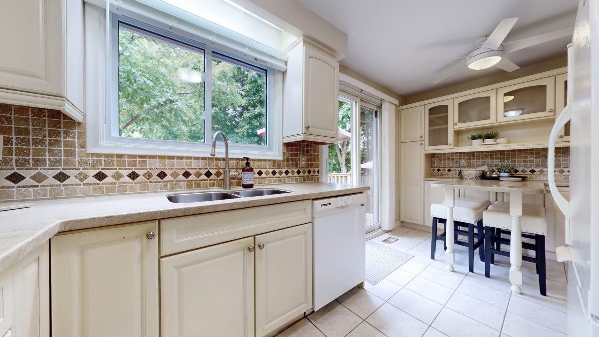 104 Kingslake Road, Toronto, Ontario, Canada photo 25