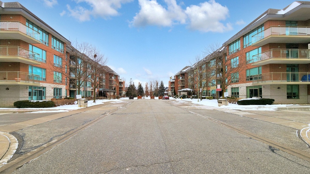 320-85 The Boardwalk Way, Markham, Ontario, Canada photo 42