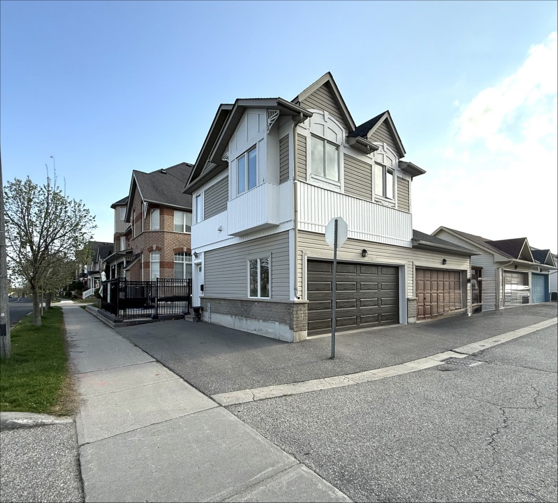 46 Glendennan Avenue, Markham, Ontario, Canada photo 2
