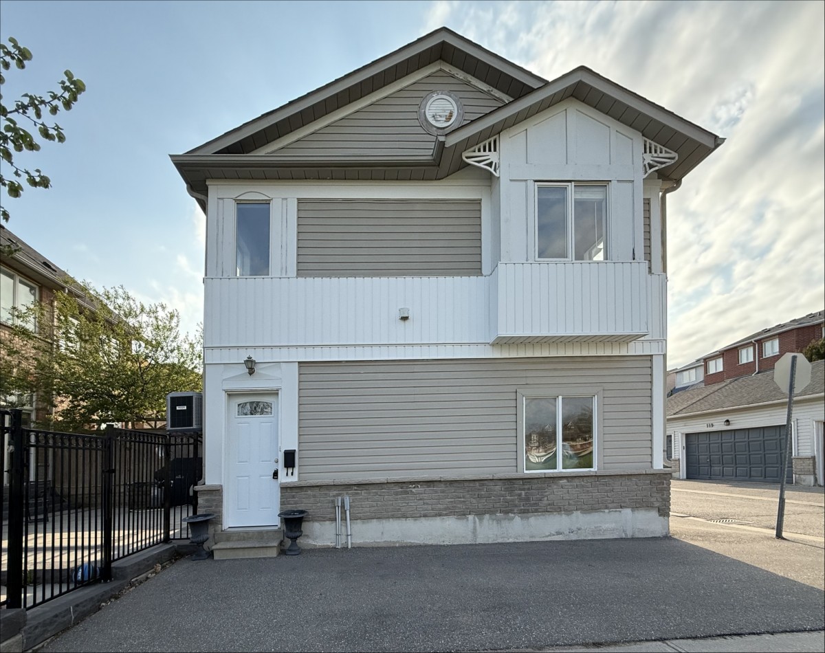 46 Glendennan Avenue, Markham, Ontario, Canada photo 3