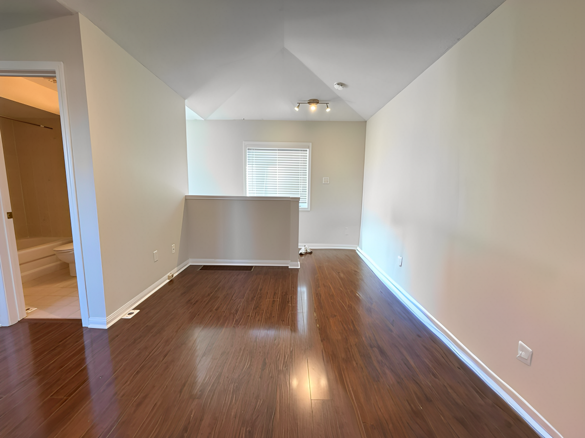 46 Glendennan Avenue, Markham, Ontario, Canada photo 8