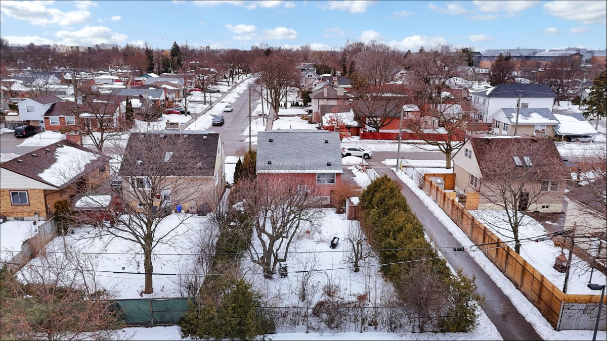 75 Moncrieff Drive, Toronto, Ontario, Canada photo 54