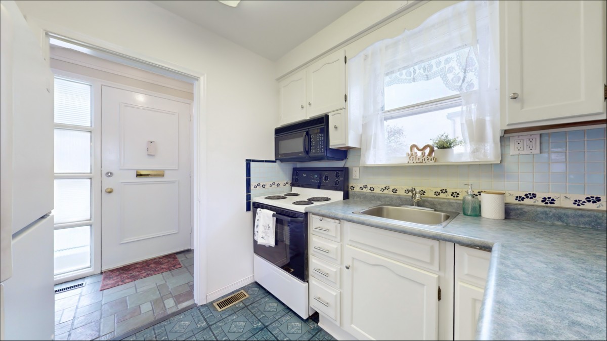 75 Moncrieff Drive, Toronto, Ontario, Canada photo 16