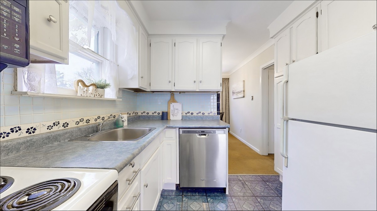 75 Moncrieff Drive, Toronto, Ontario, Canada photo 14