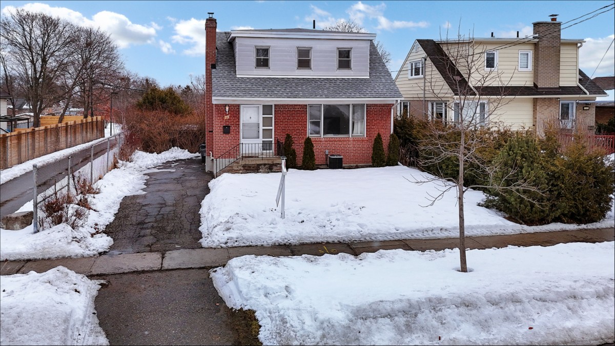 75 Moncrieff Drive, Toronto, Ontario, Canada photo 47