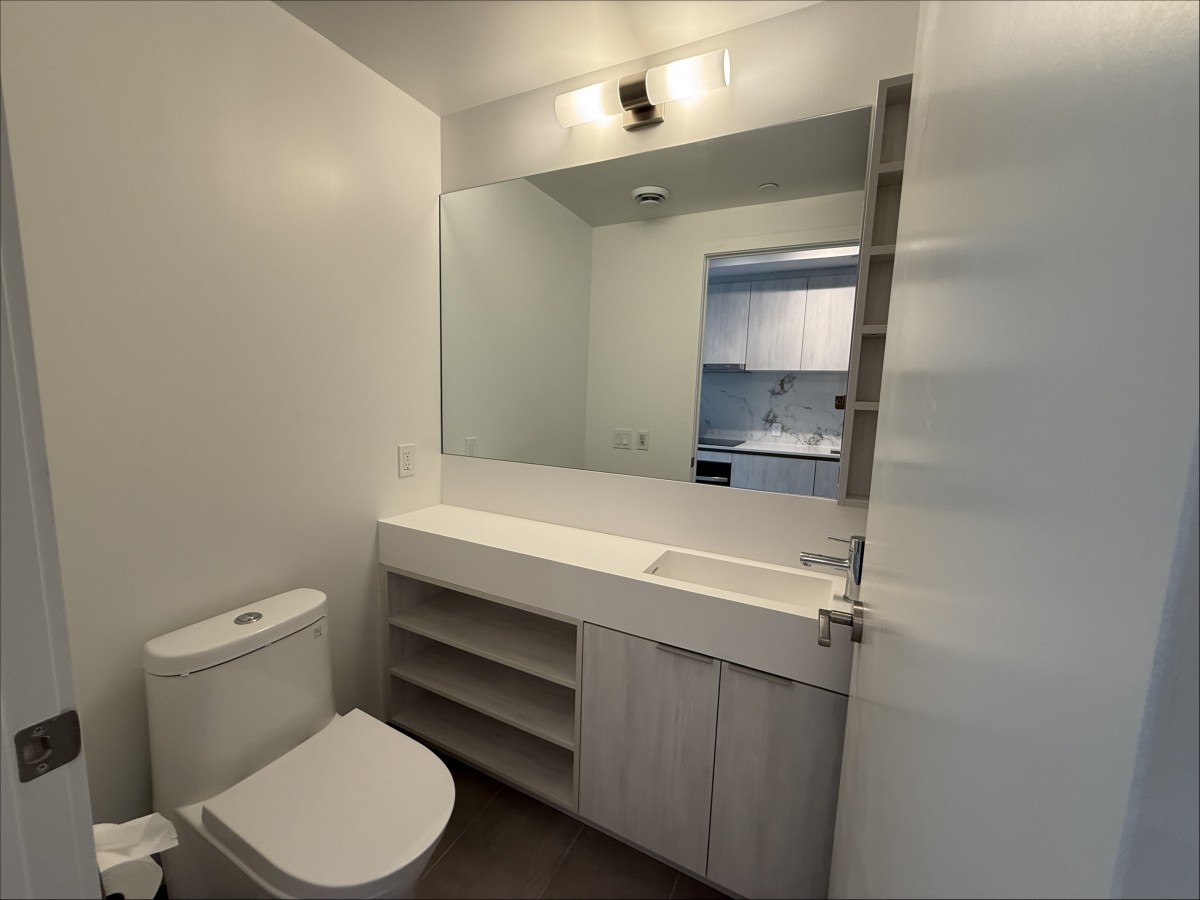 8 Wellesley Street #2808, Toronto, Ontario, Canada photo 12