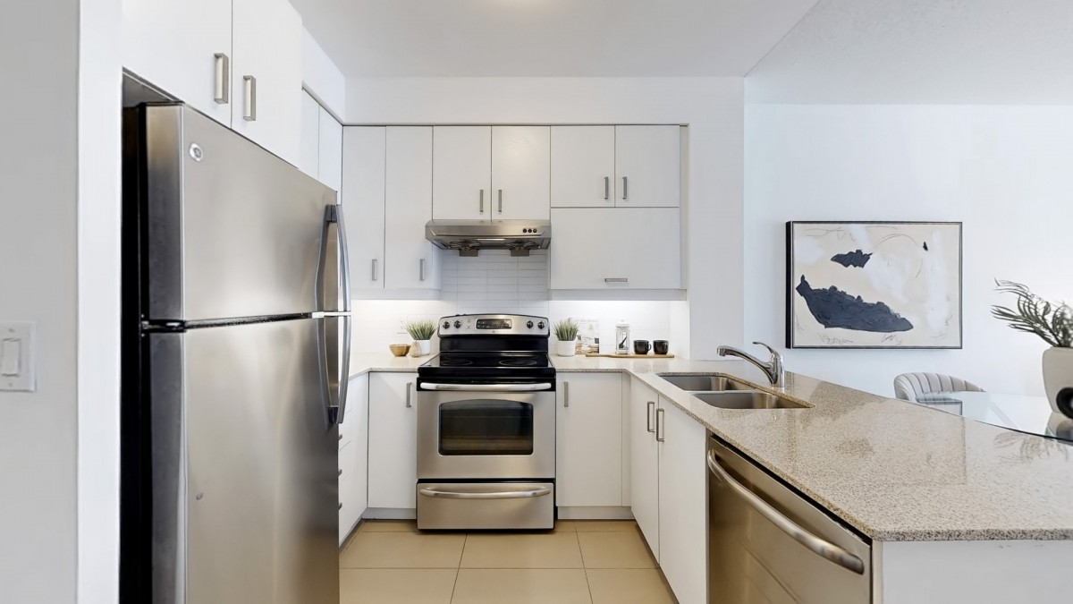 8228 Birchmount Road #325, Markham, Ontario, Canada photo 17