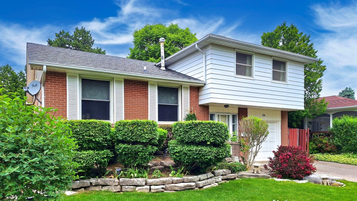 64 Highcourt Crescent, Toronto, Ontario, Canada photo 6