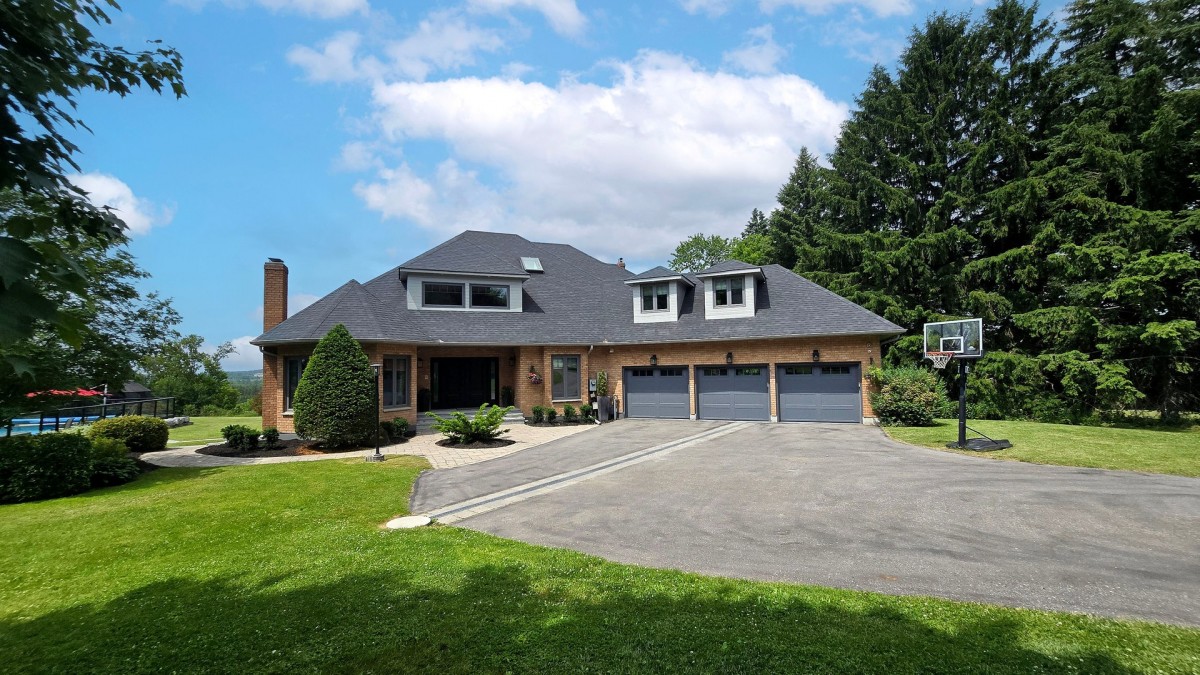 2465 Greenridge Drive, Pickering, Ontario, Canada photo 4