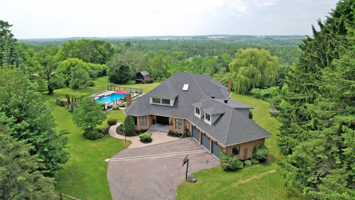 2465 Greenridge Drive, Pickering, Ontario, Canada photo 1