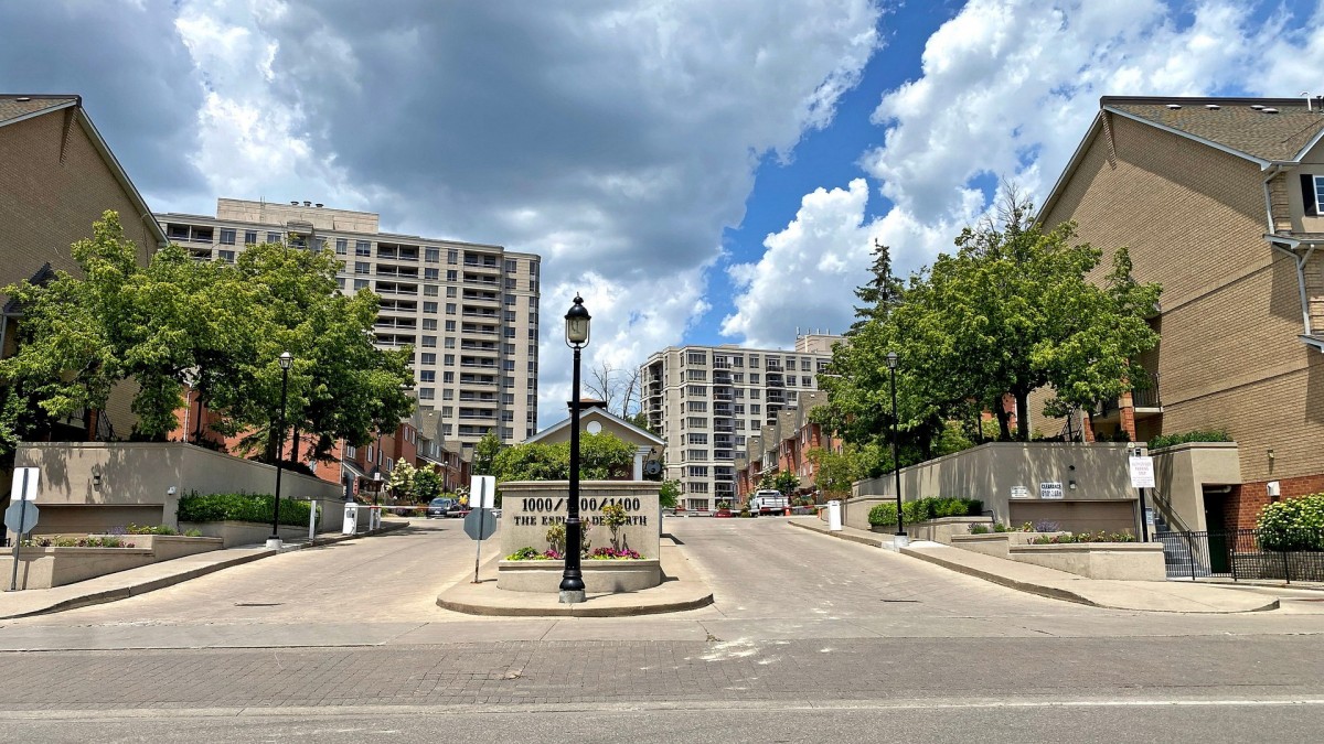 1400 The Esplanade North, Pickering, Ontario, Canada photo 2