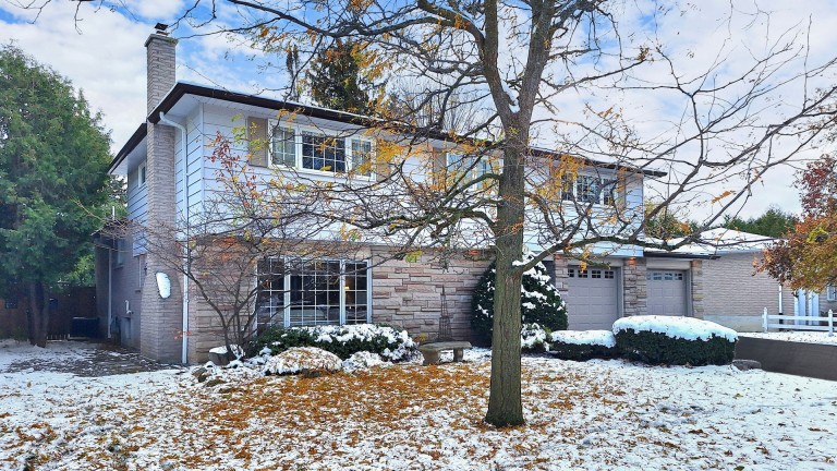 153 Krieghoff Avenue, Markham, Ontario, Canada photo 2