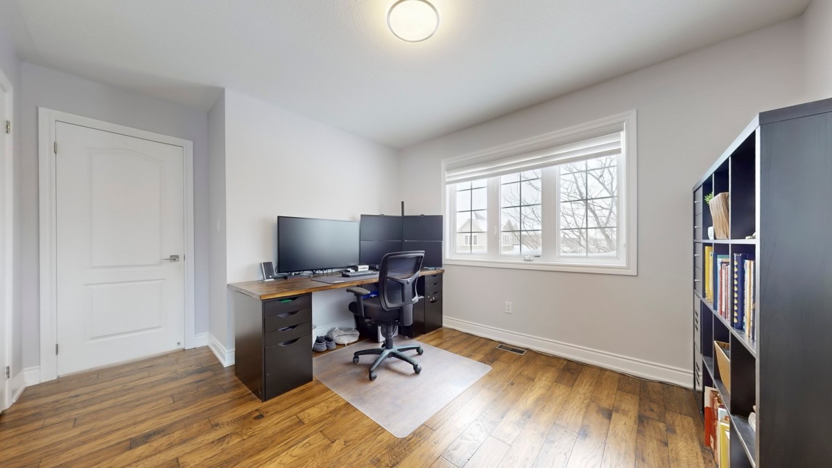 1075 Warby Trail, Newmarket, Ontario, Canada photo 46