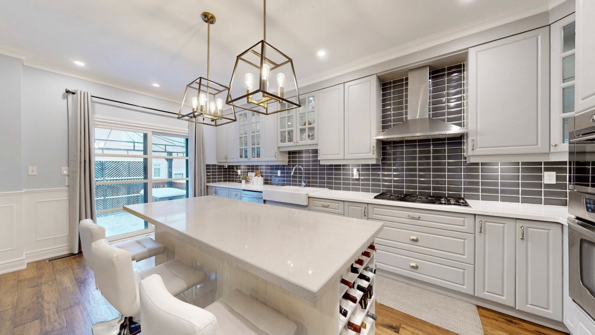 1075 Warby Trail, Newmarket, Ontario, Canada photo 12