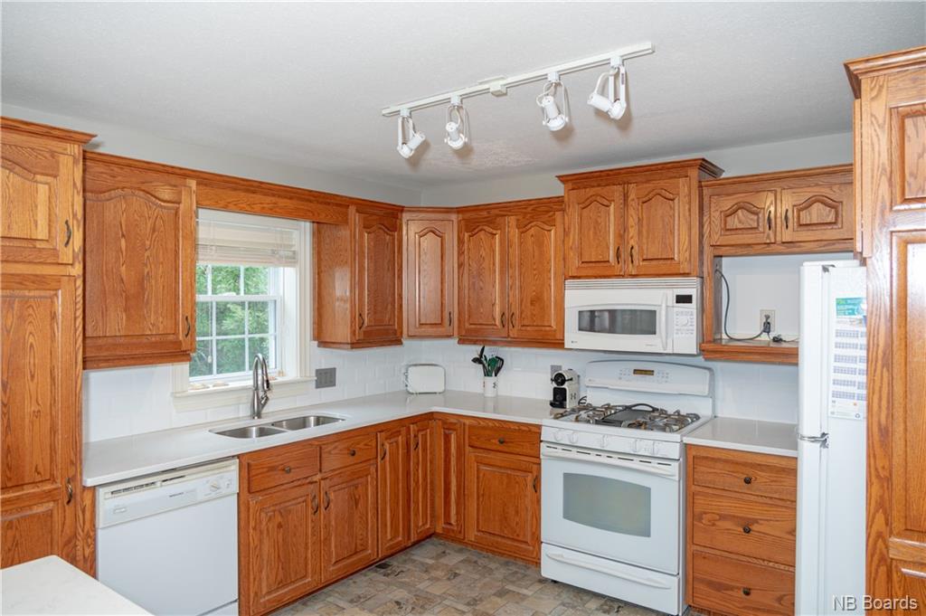 62 Wilfred Avenue, Fredericton, New Brunswick, Canada