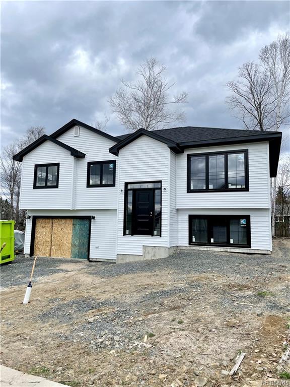 49 Whisperwood Drive, Fredericton New Brunswick, Canada