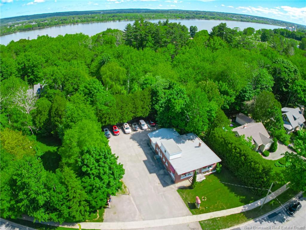 569 Woodstock Road, Fredericton, New Brunswick, Canada