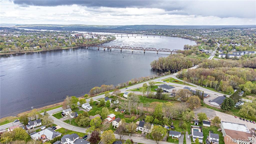 72 Colwell Drive, Fredericton, New Brunswick, Canada