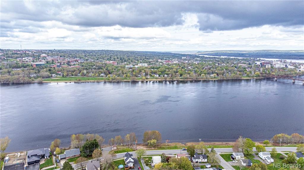 72 Colwell Drive, Fredericton, New Brunswick, Canada