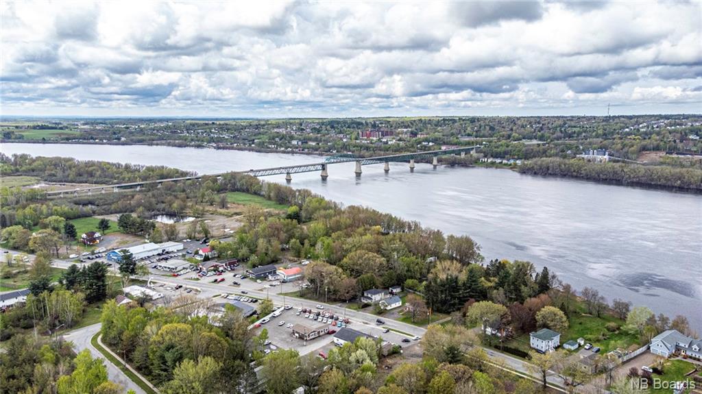 72 Colwell Drive, Fredericton, New Brunswick, Canada