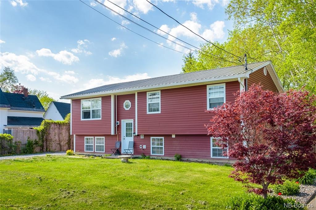 209 Gibson Street, Fredericton New Brunswick, Canada