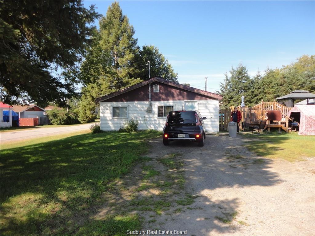 204 Albert, Espanola Ontario, Canada
