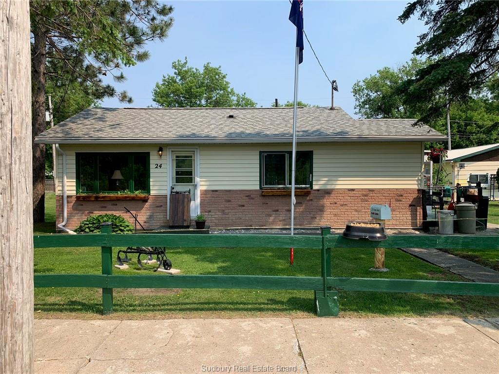 24 Young Street, Webbwood Ontario, Canada