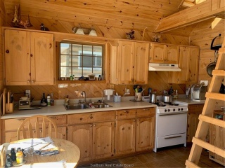 360 Brennan Harbour, Spanish Ontario