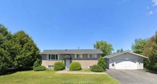 685 beatrice crescent, Sudbury Ontario, Canada