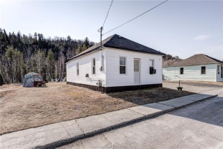 13 Copper Street, Levack Ontario, Canada