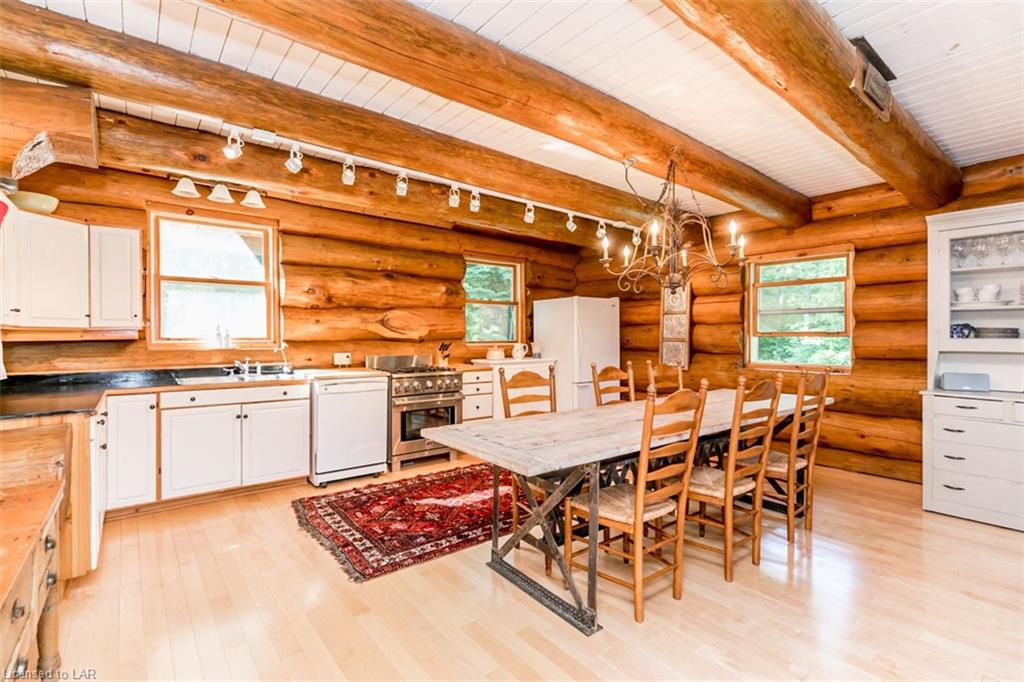1345 ECHO LAKE Road, Baysville Ontario, Canada