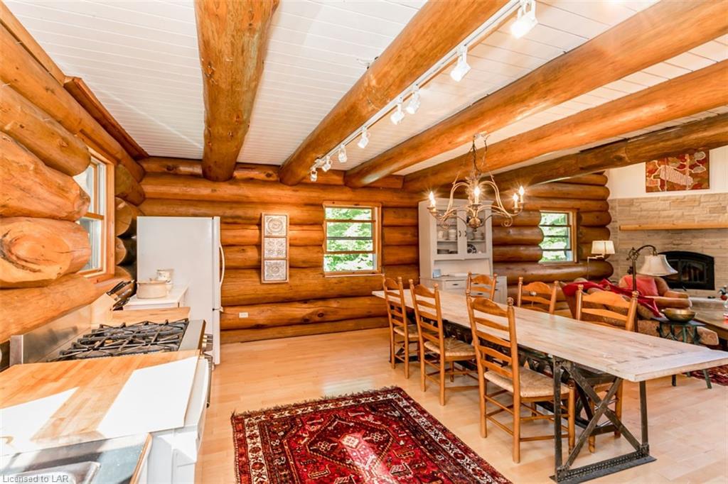 1345 ECHO LAKE Road, Baysville Ontario, Canada