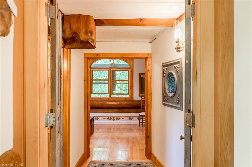 1345 ECHO LAKE Road, Baysville Ontario, Canada