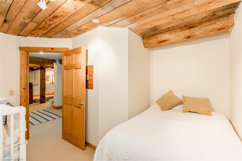 1345 ECHO LAKE Road, Baysville Ontario, Canada