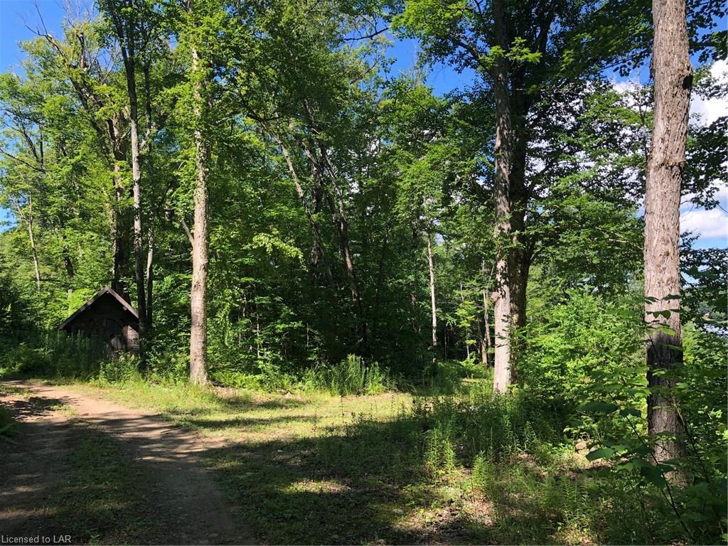 1150 LAWSON Road Unit# 6, Baysville Ontario, Canada