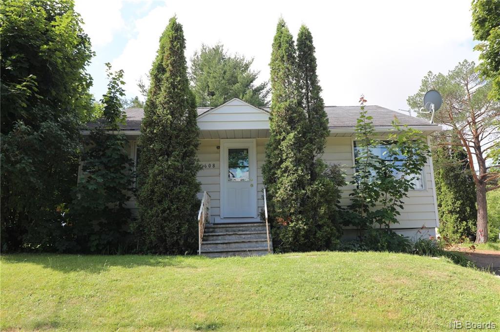 608 Kings College Road, Fredericton New Brunswick, Canada