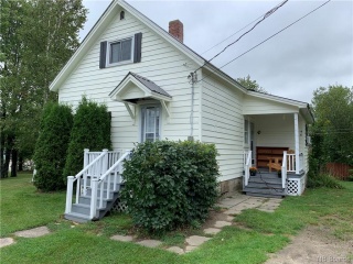 5 Pleasant Avenue, McAdam New Brunswick, Canada