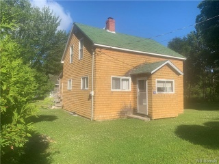 90 Pleasant Avenue + 33 Old Harvey Road, McAdam New Brunswick, Canada