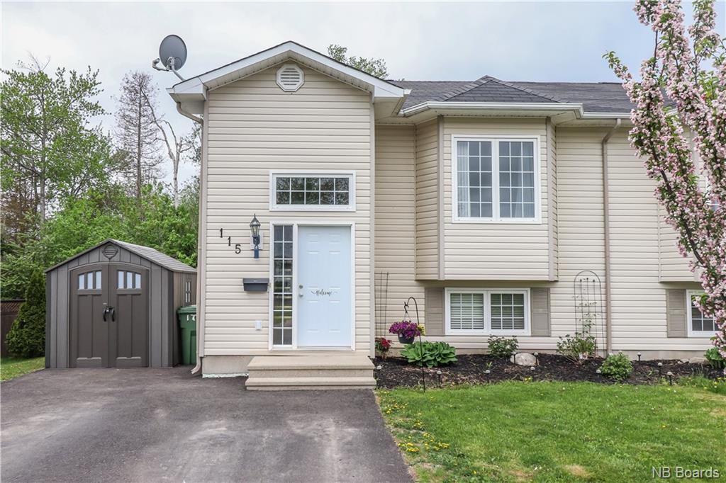 115 Watling Crescent, Oromocto New Brunswick, Canada