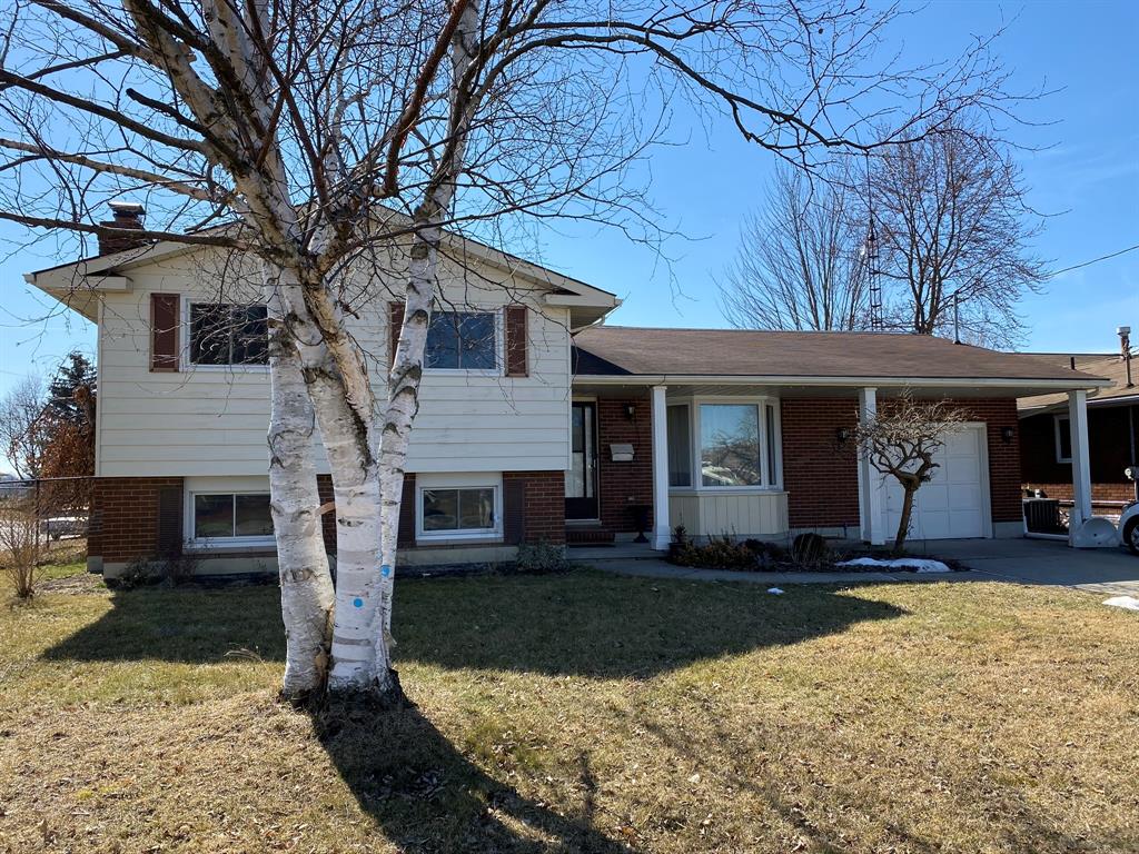 2479 JANE Street, St. Clair Ontario, Canada
