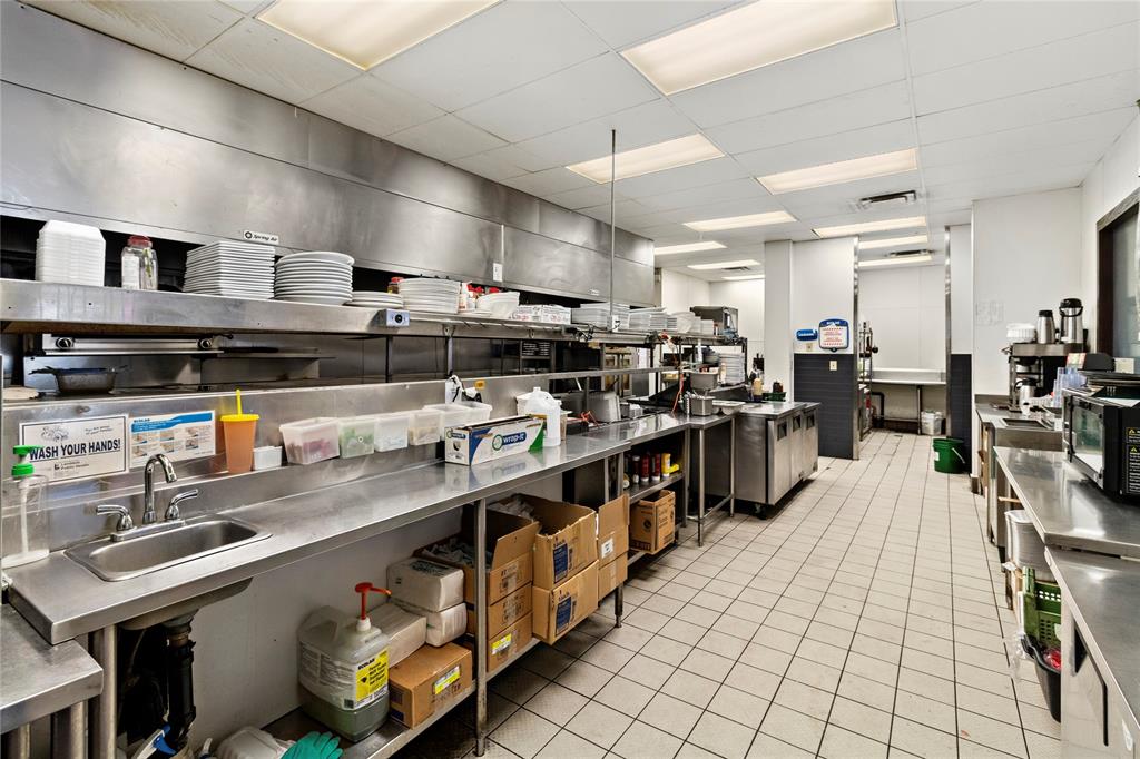 1249 LONDON Road Unit# 1, Sarnia, Ontario, Canada