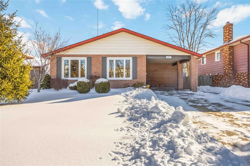 879 PRESTWICK Crescent, Sarnia, Ontario, Canada photo 3