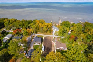 5479 BEACH Street, Lambton Shores Ontario, Canada