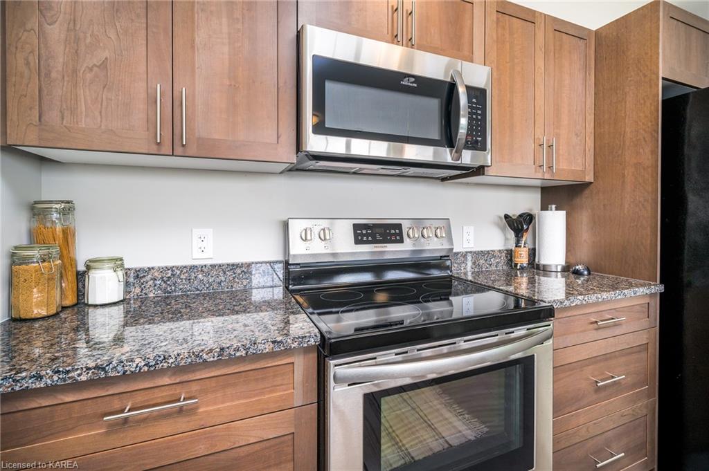 130 WATER Street Unit# 409, Gananoque, Ontario, Canada