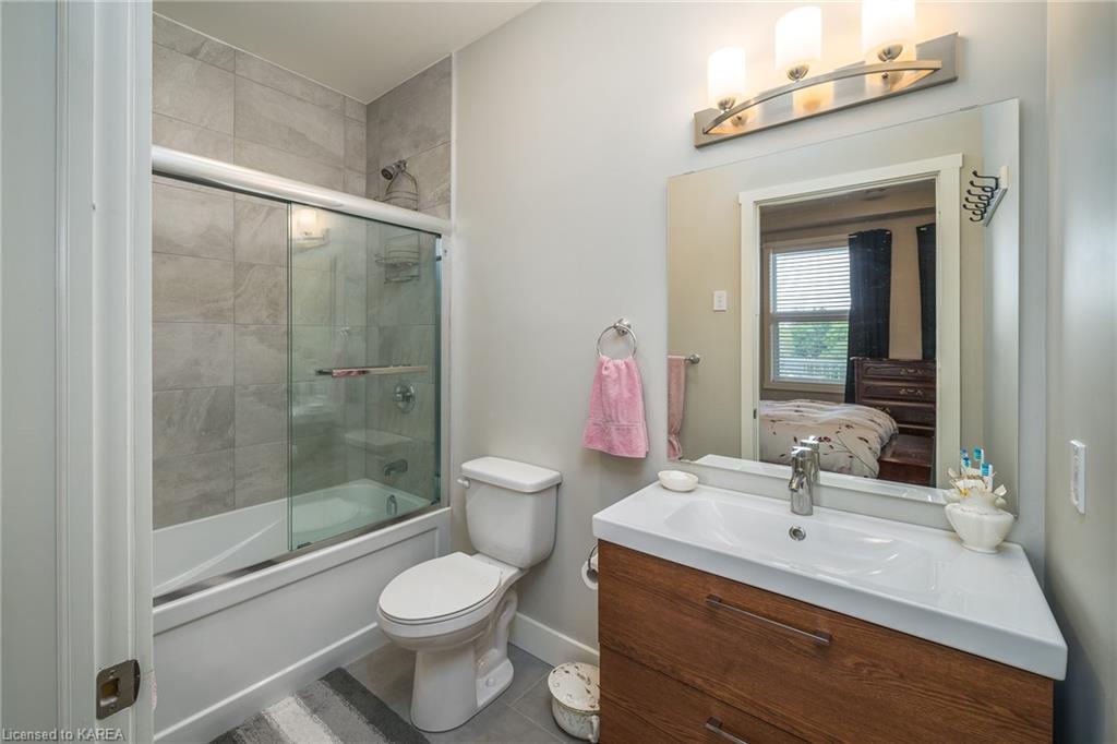 130 WATER Street Unit# 409, Gananoque, Ontario, Canada