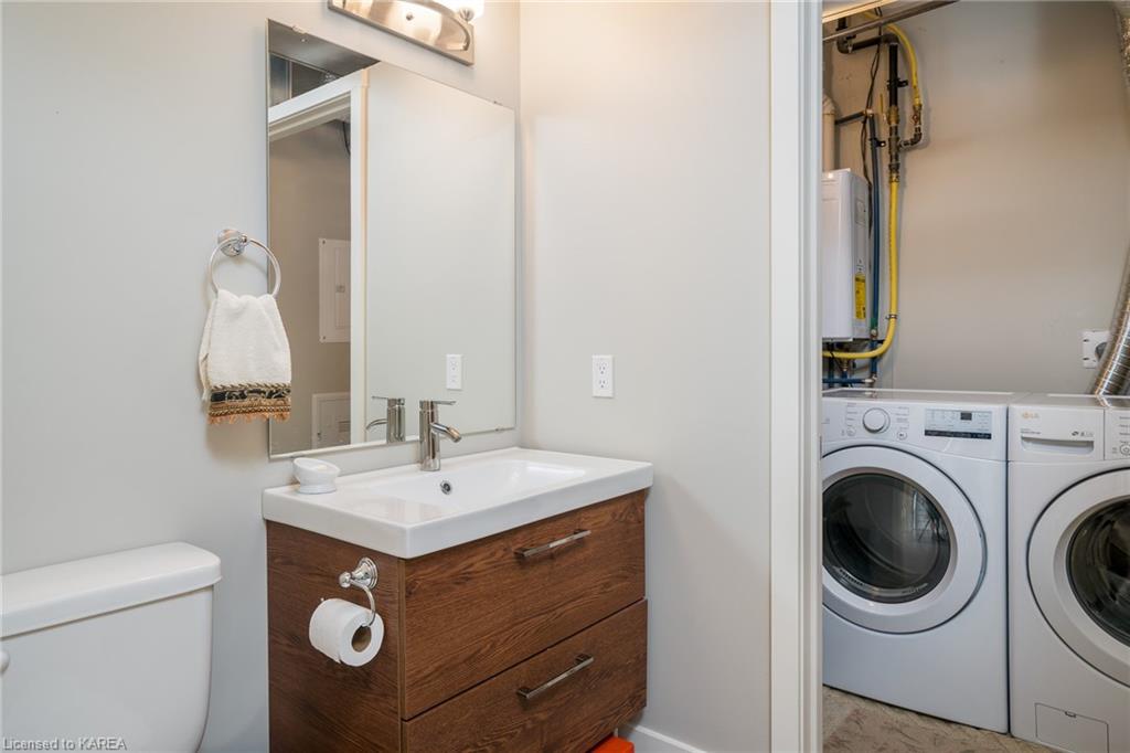 130 WATER Street Unit# 409, Gananoque, Ontario, Canada