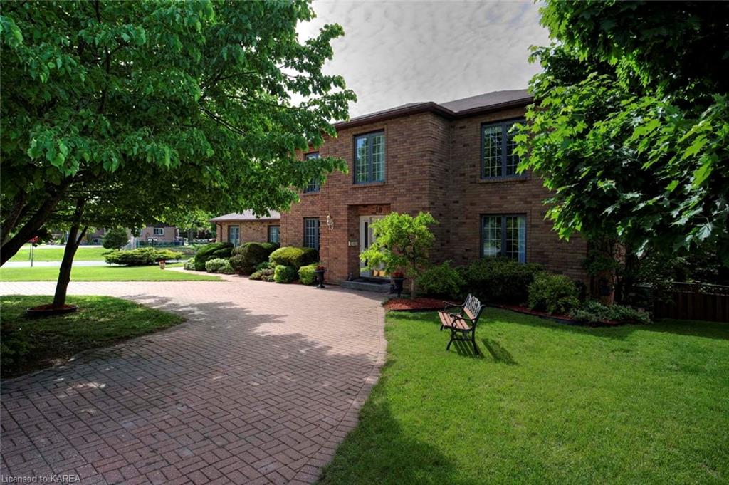 10 JAMES Street, Napanee, Ontario, Canada