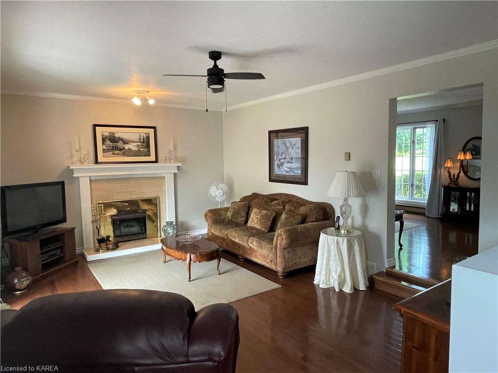 10 JAMES Street, Napanee, Ontario, Canada