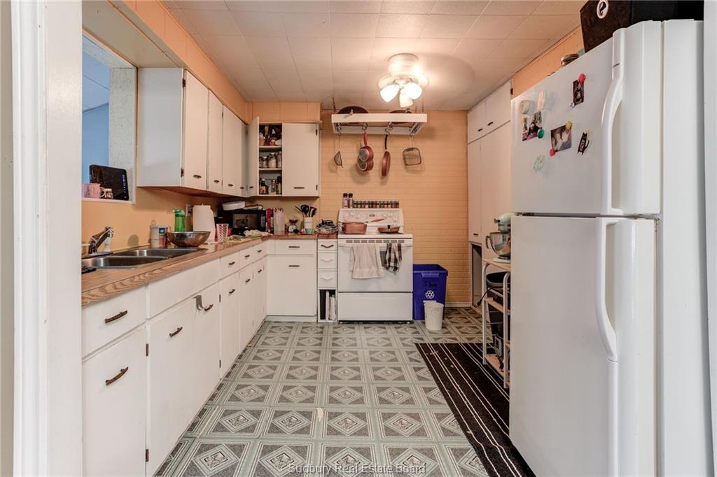 5-7 Young Street, Capreol, Ontario, Canada