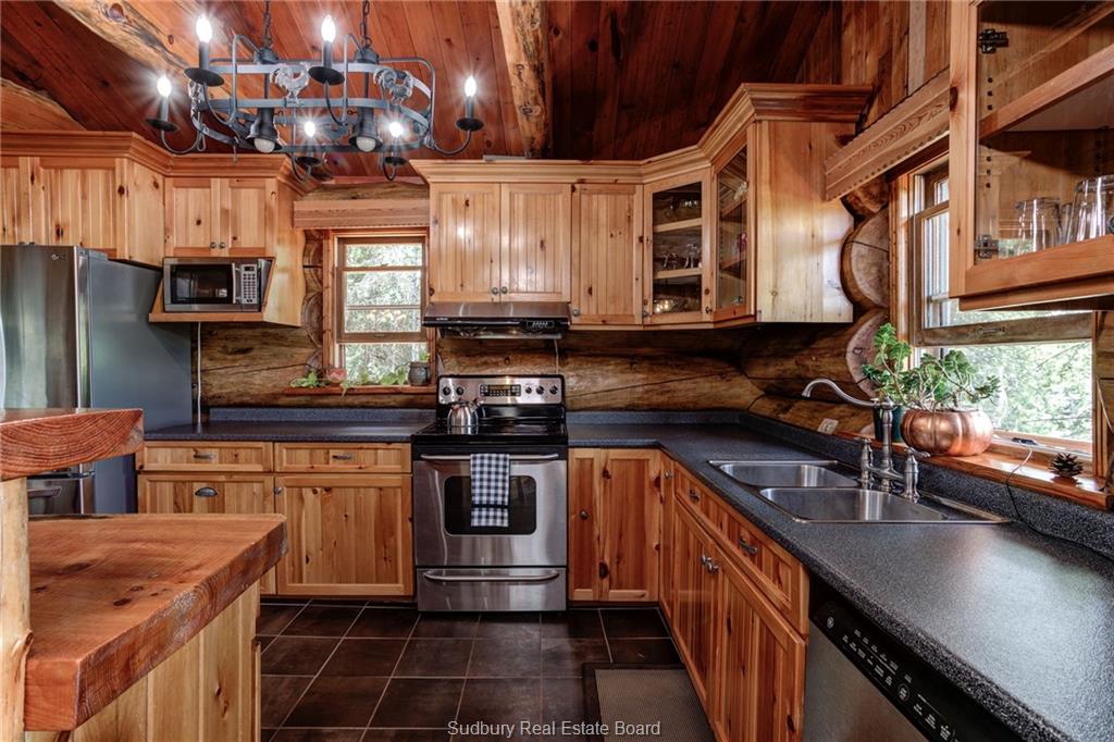 243 Simmons Road, Chelmsford, Ontario, Canada